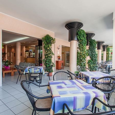 Hotel Benvenuti Gatteo a Mare Extérieur photo